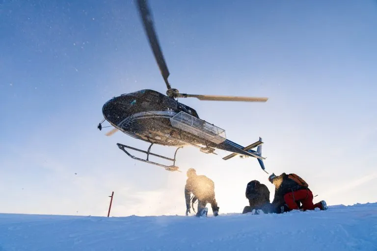 heli skiing adventure landing